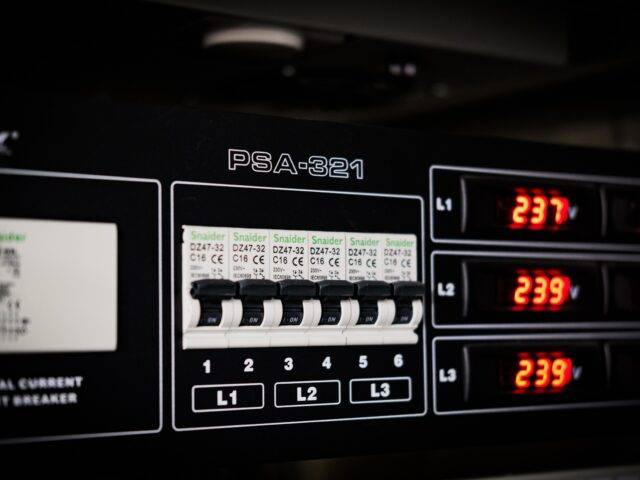 Data Backup Solutions for SMEs: The Ultimate Comparison Guide (2026)